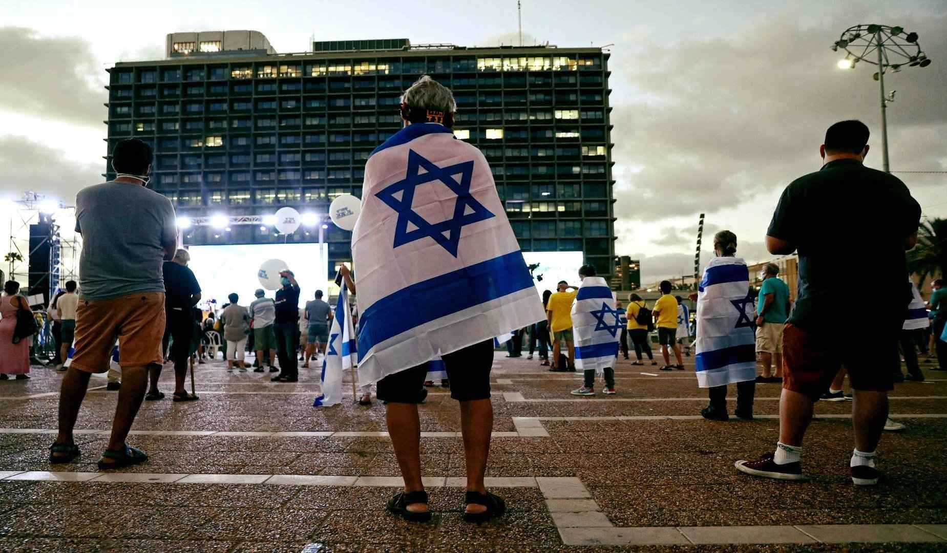 צ'ק לכל אזרח? רק בתנאי אחד